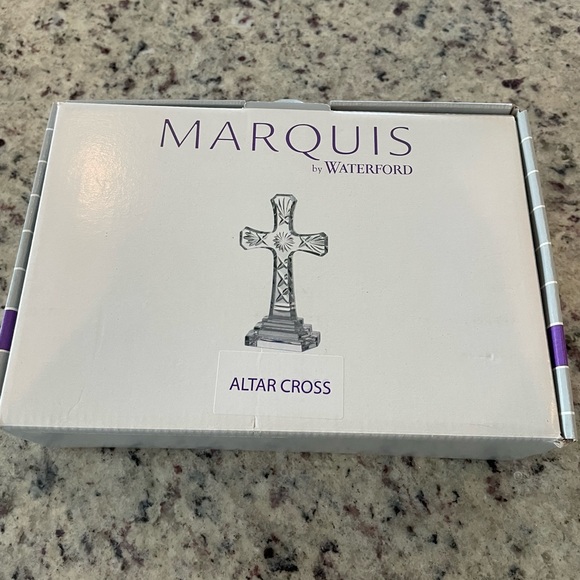 Marquis by Waterford crystal  Alter Cross NWOT - Picture 1 of 5